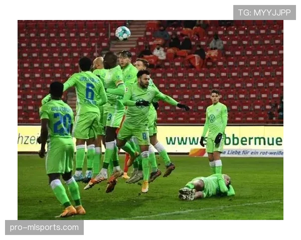 正式比赛中换人次数规则及例外情况解析