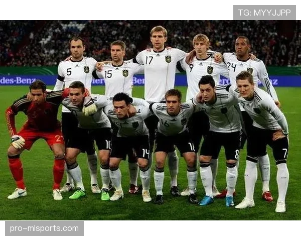 南非冲击2026世界杯:出线前景、阵容潜力与非洲区竞争形势分析 南非冲击2026世界杯:出线前景、阵容潜力与非洲区竞争形势分析